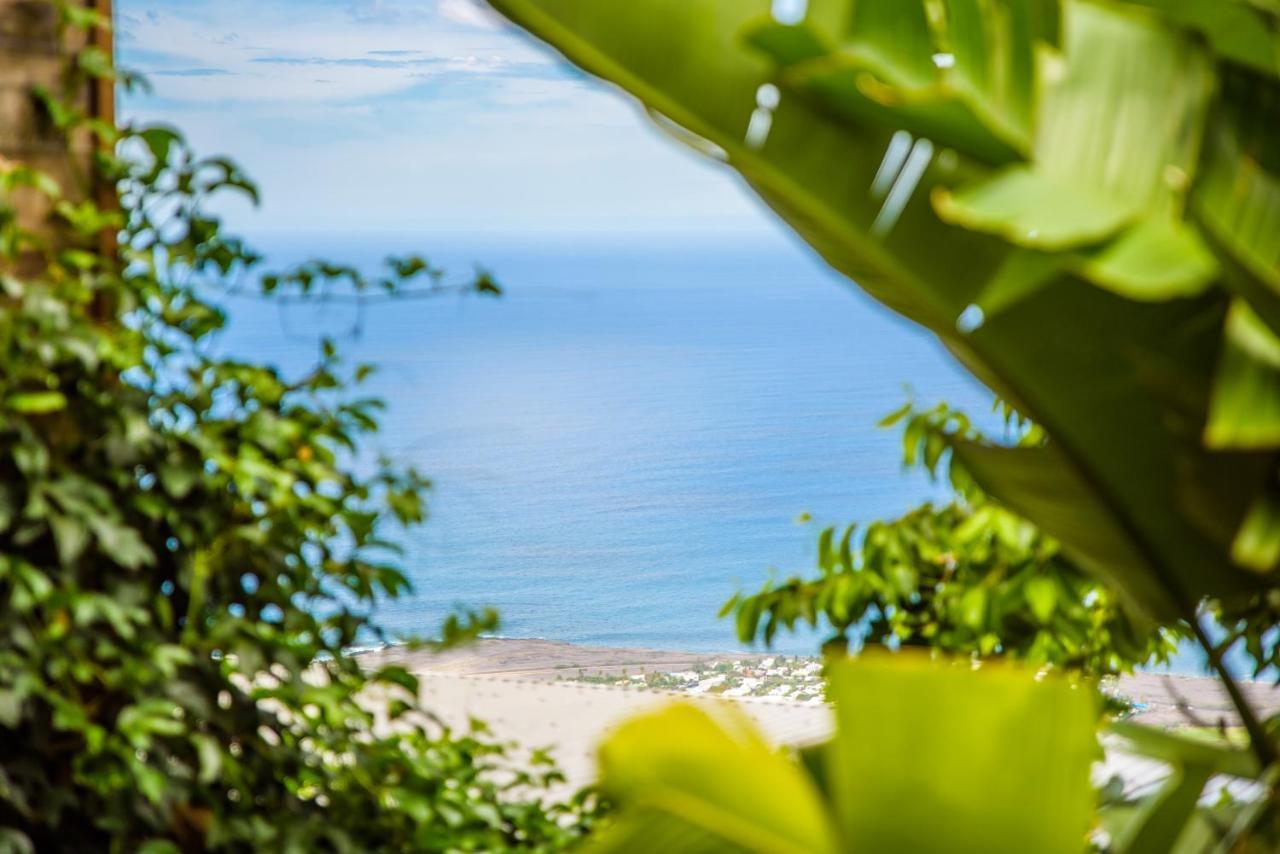 Re Ocean Villa แซ็งต์-เลอ ภายนอก รูปภาพ